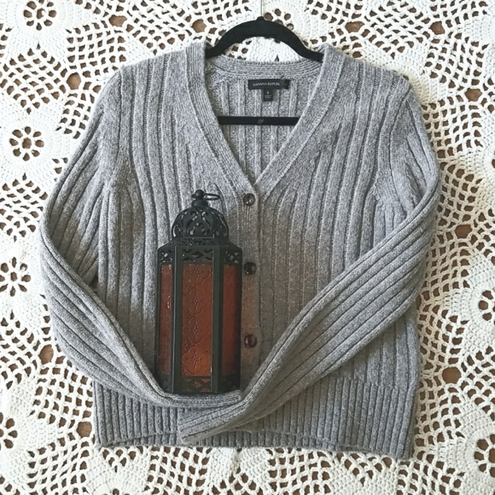 Banana Republic Alpaca Blend Ribbed Knit Button Down Cozy Cardigan